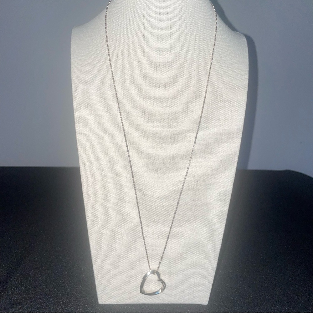 Sterling Silver 23” Chain with Heart Pendant Necklace
